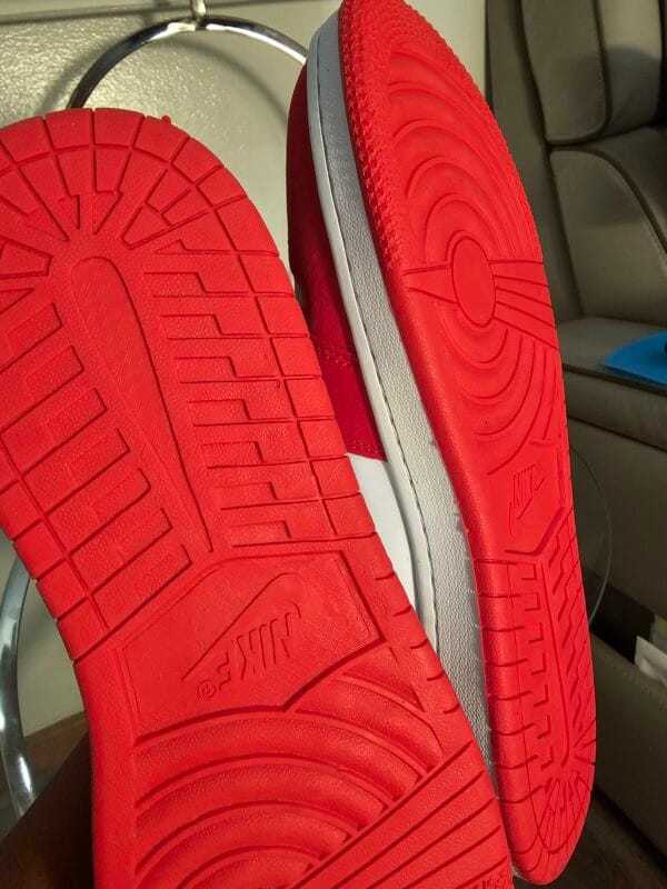 Women Air Jordan shoes size 10